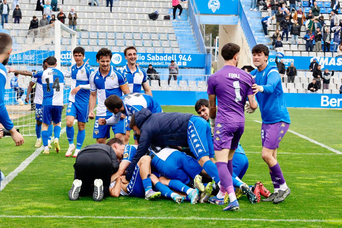Remuntada de líder del CE Sabadell a la Nova Creu Alta