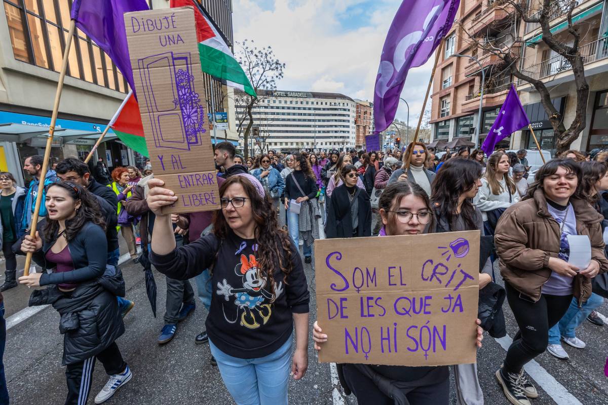 Manifestació 8M a Sabadell