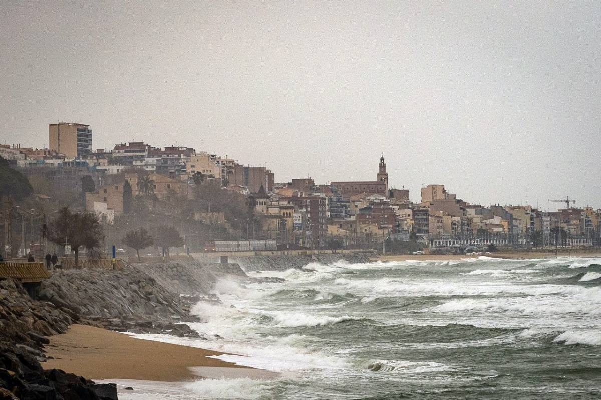 La inacció climàtica amenaça en duplicar el deute públic de l'Estat