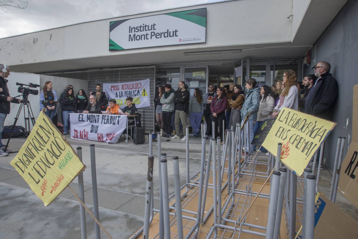 Professorat i alumnat del Mont Perdut rebutgen la reducció d'una línia