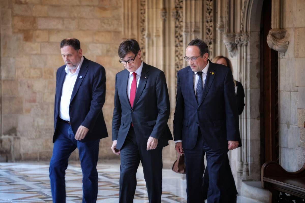  L'esperit de «concòrdia» d'Irla aplega Illa i Junqueras enmig del bloqueig dels pressupostos