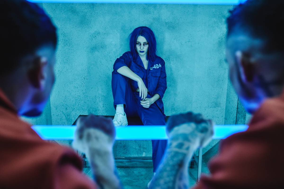 Azul, espectacle «PRISIONIA»