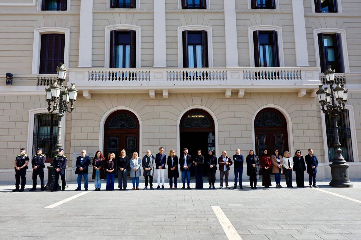 Minut de silenci a Sabadell en record de les víctimes del terrorisme, 22 anys després de l'11M
