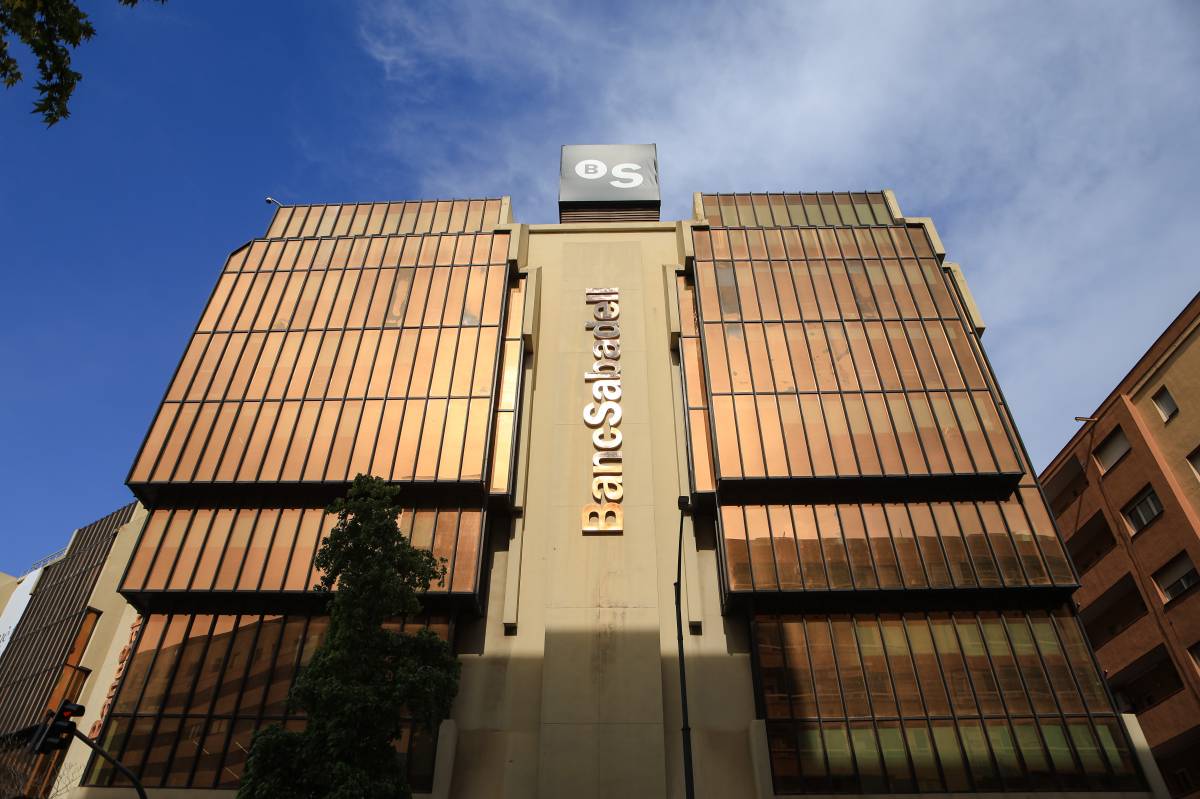 Banc Sabadell supera el 42% d'execució del seu programa de recompra d'accions