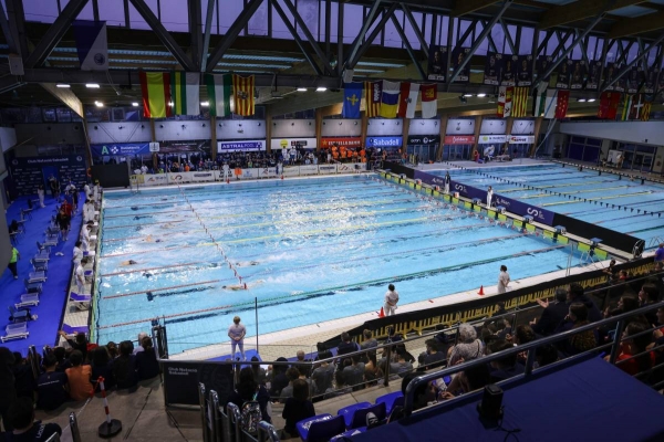 Un miler de nedadors participen en el Campionat d'Espanya Open a Can Llong