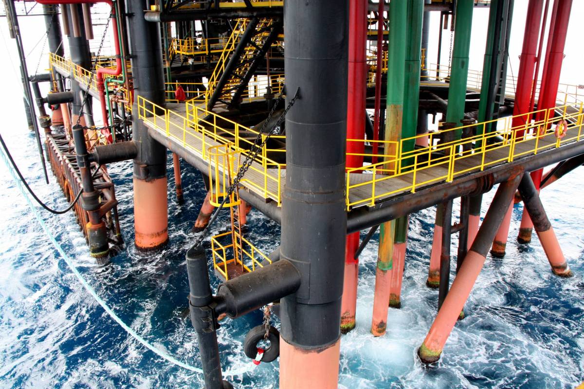 L’autoritat mundial de l’energia allibera 400 milions de barrils de petroli per mitigar els efectes de la guerra a l’Iran