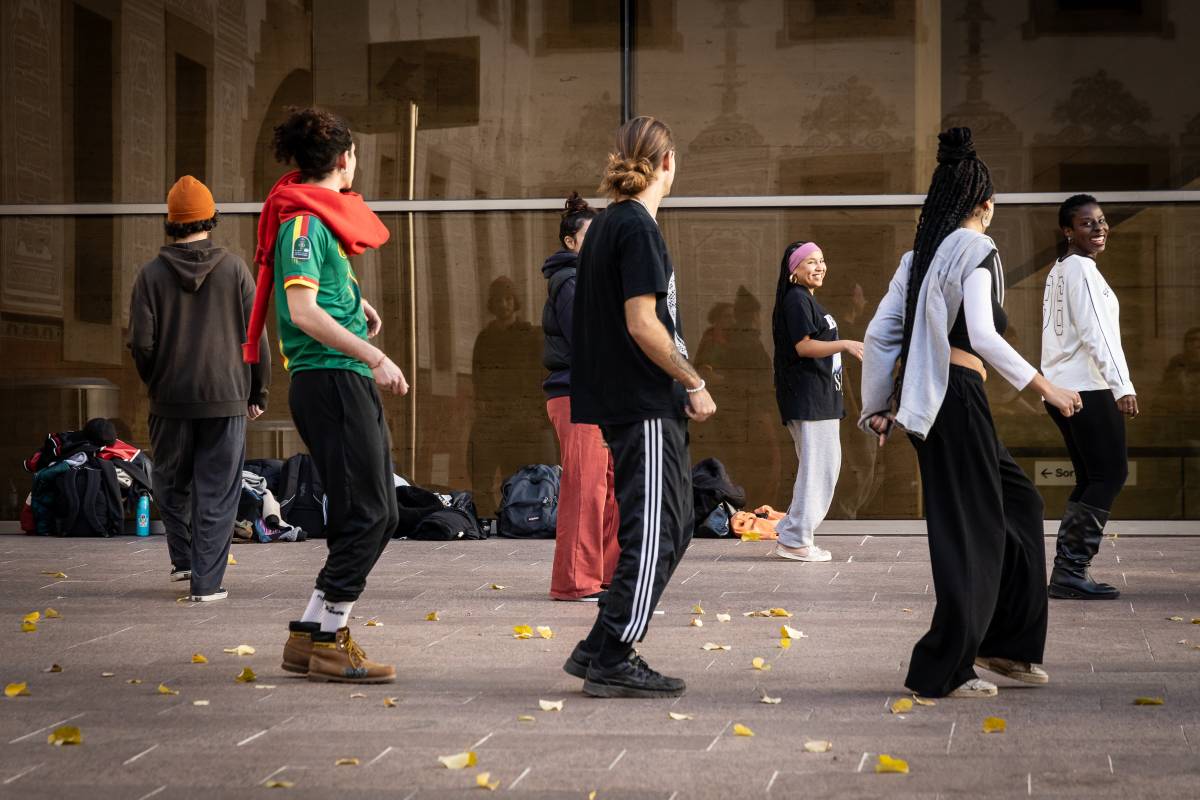 L'ús del català es desploma entre els joves - Hugo Fernández