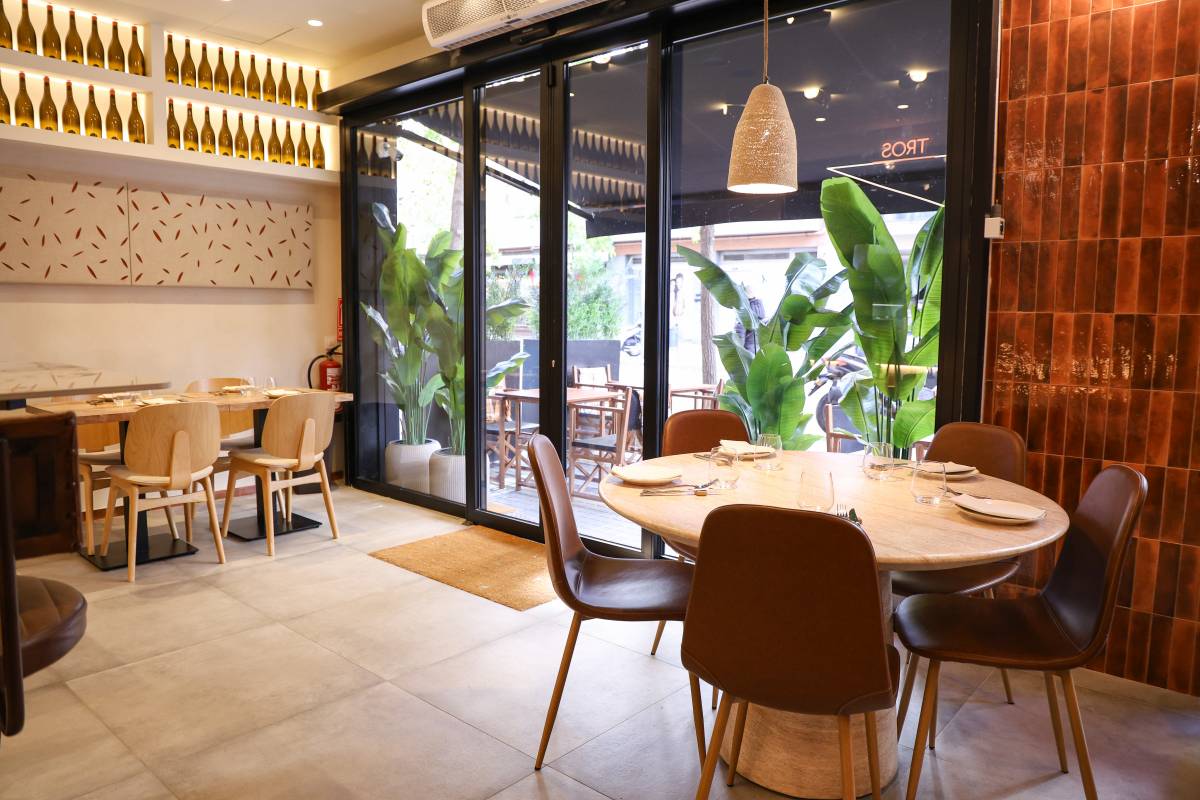 El Restaurant Tros, distingit per la carta de vins a la guia 'star wine list'