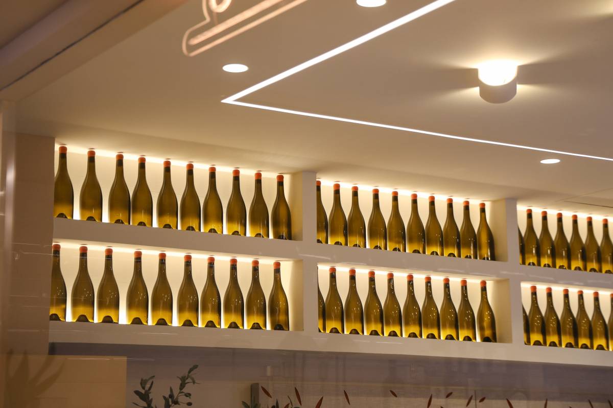 Restaurant Tros, al carrer Tres Creus - VÍCTOR CASTILLO