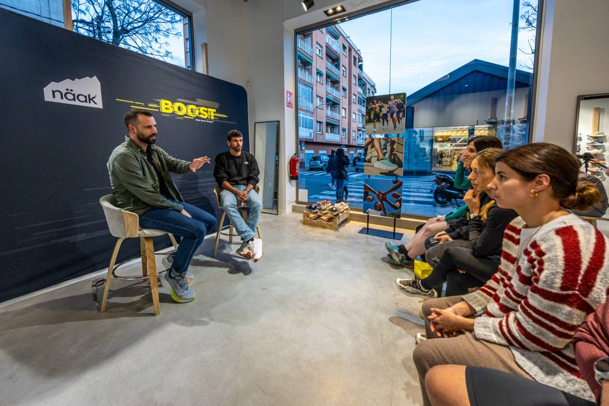 Pau Capell visita la botiga Ashi de Sabadell