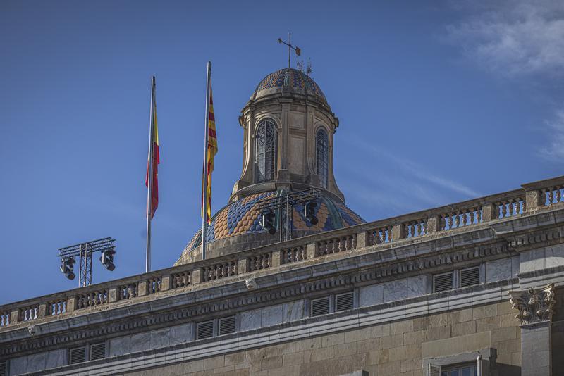 La Generalitat adjudica 293 milions de deute nou a tres entitats financeres