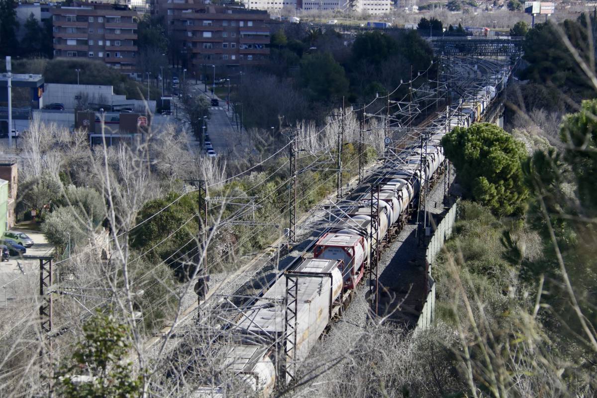 Adif tancarà el túnel de Rubí set setmanes