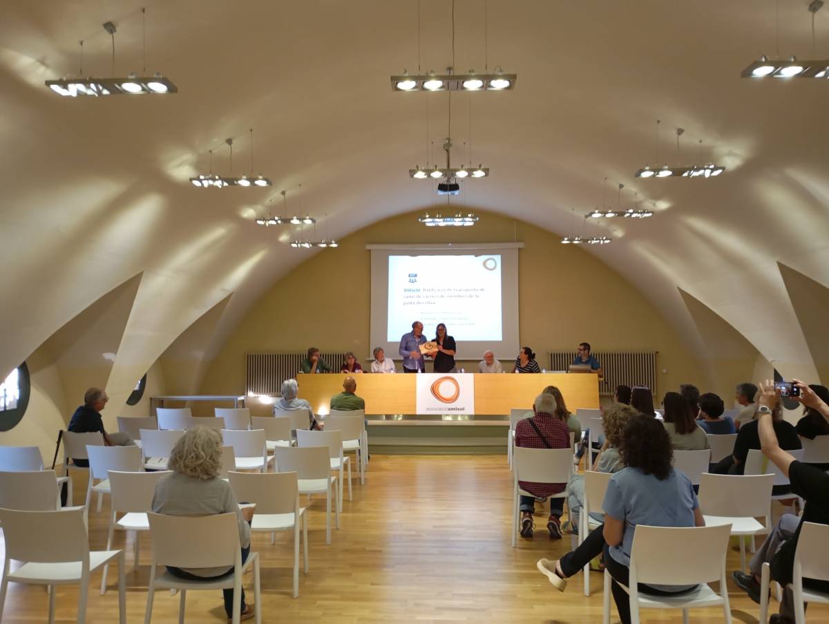 Relleu de presidència a Amisol - Amisol 