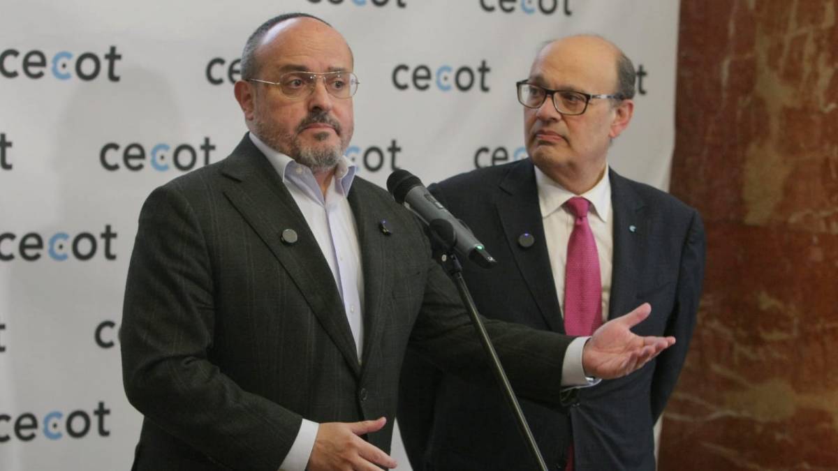 La Cecot i el PP coincideixen en la necessitat d'impulsar la indústria i la competitivitat fiscal