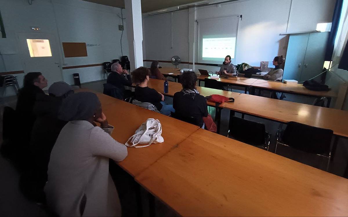 La PAHC Bages surt als barris de Manresa per frenar els abusos en els lloguers