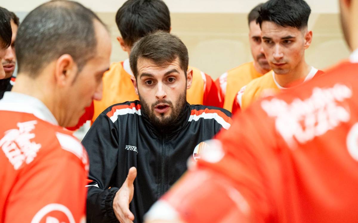 El Covisa Manresa busca sortir del descens en un partit clau aquest dissabte