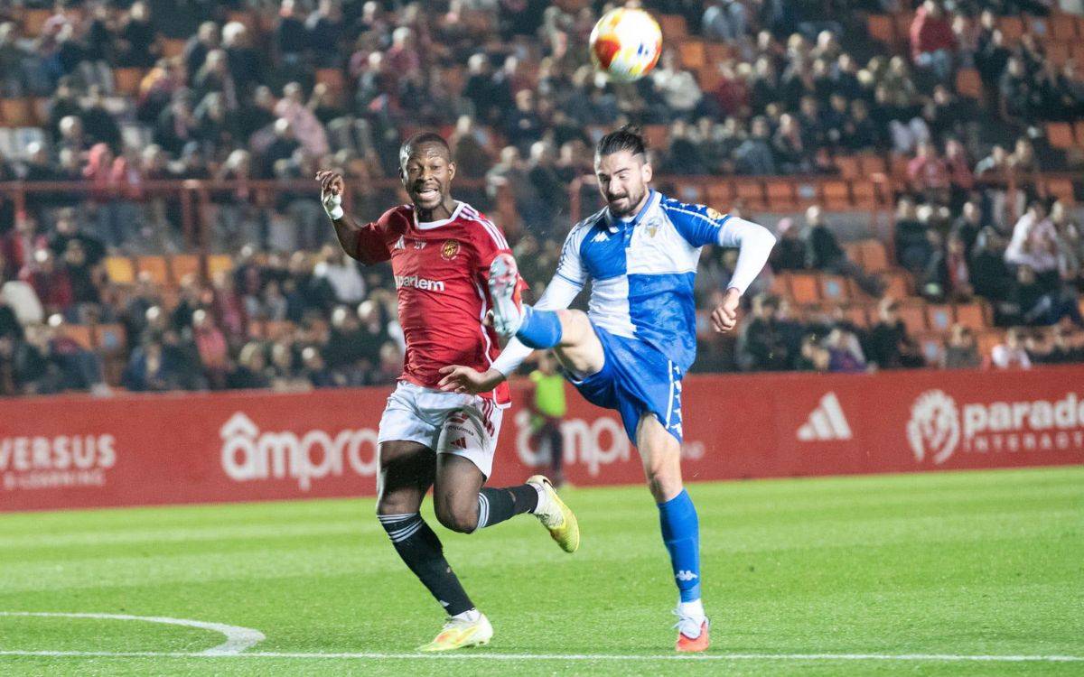 Un molt bon Nàstic deixa escapar viu el Sabadell (0-0) en el debut de Pablo Alfaro a la banqueta