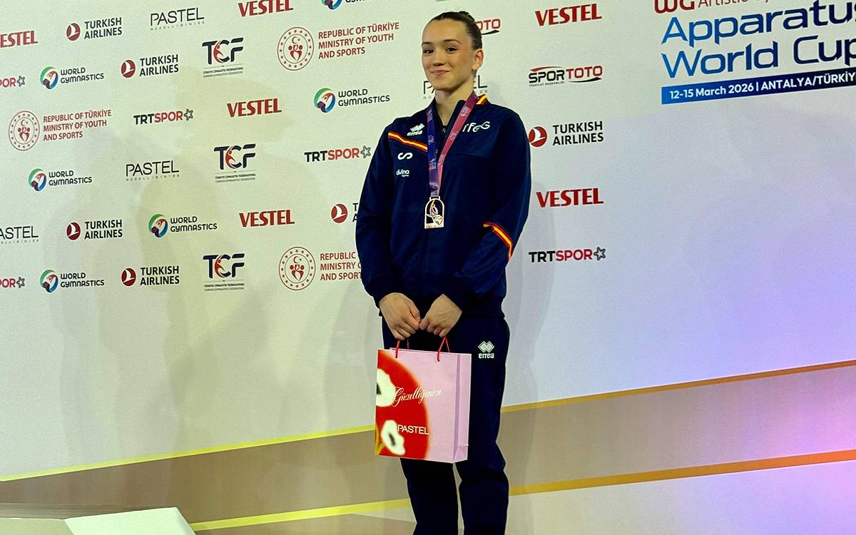 Salt de gegant de Laia Font: primera medalla a la Copa del Món