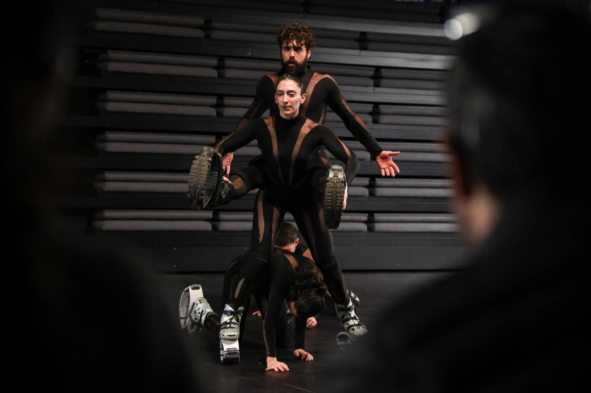 L’espectacle BAUNSBAK, de la coreògrafa Elvi Balboa - VÍCTOR CASTILLO L’espectacle BAUNSBAK, de la coreògrafa Elvi Balboa