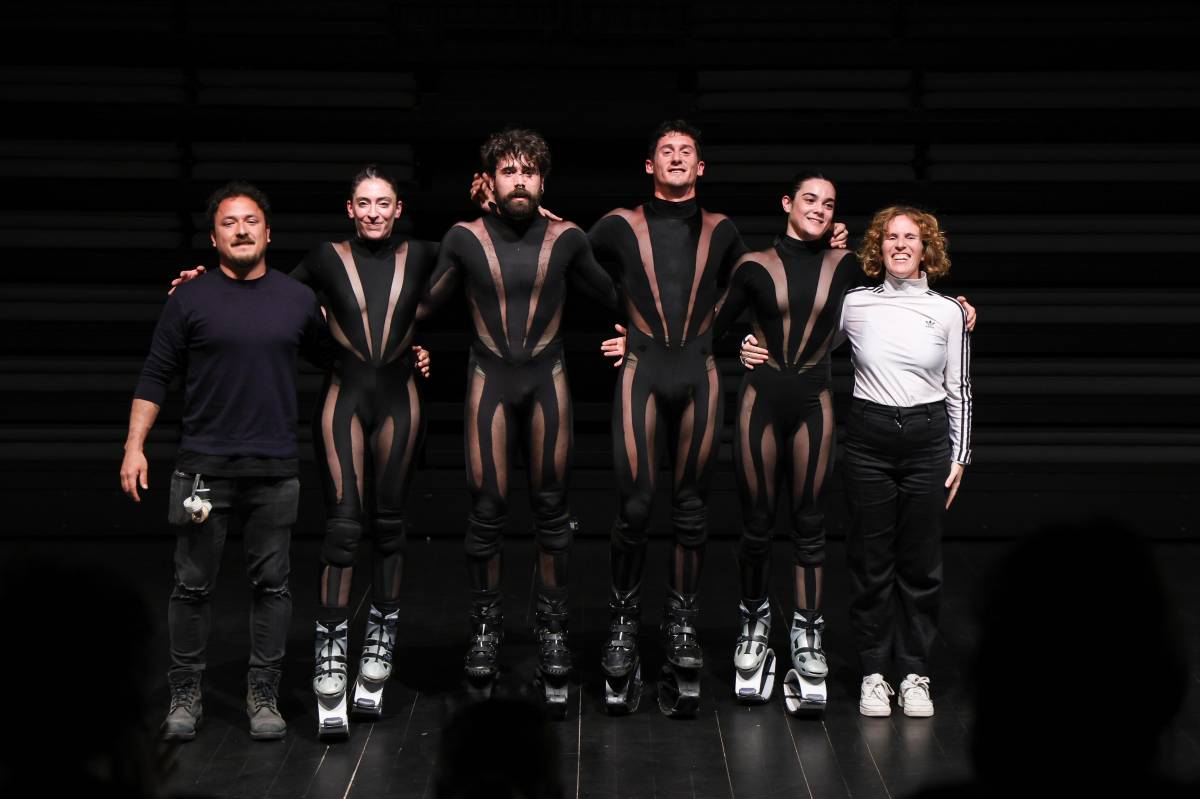 L’espectacle BAUNSBAK, de la coreògrafa Elvi Balboa - VÍCTOR CASTILLO L’espectacle BAUNSBAK, de la coreògrafa Elvi Balboa