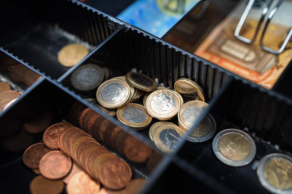 L'advertiment dels experts per tenir efectiu en temps de crisi: «No podem tenir tots els ous en la mateixa cistella»