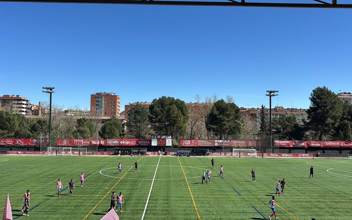 El CE Manresa goleja el Can Vidalet i es col·loca líder provisional de Tercera