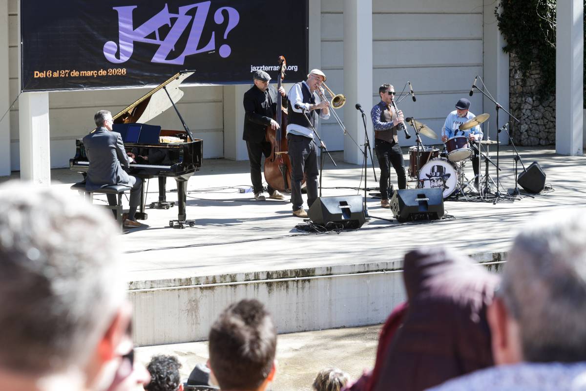 El sol surt i el Festival de Jazz brilla