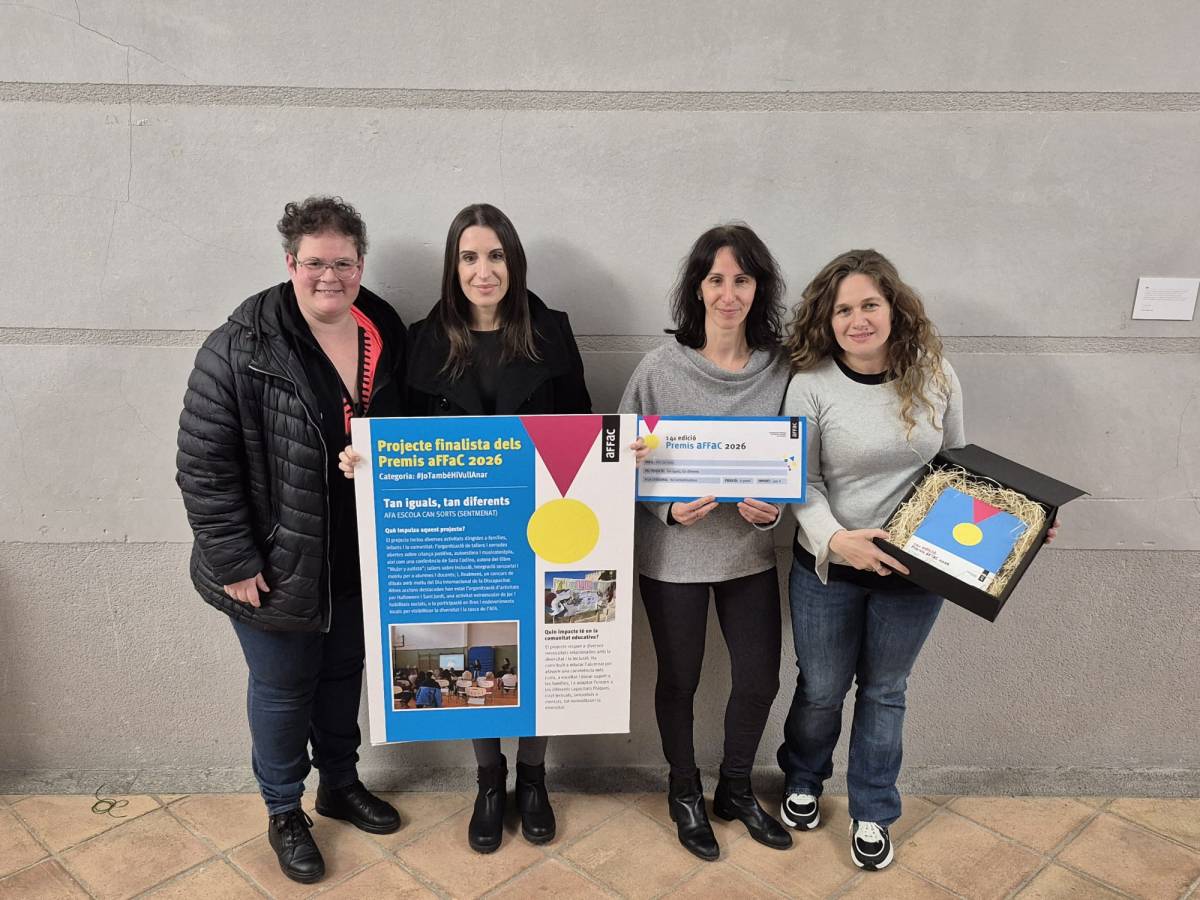 La Núria Garcia, la Cristina Quintana, la Sara Delgado i la Mª Ángeles Torres, de l`AFA Can Sorts