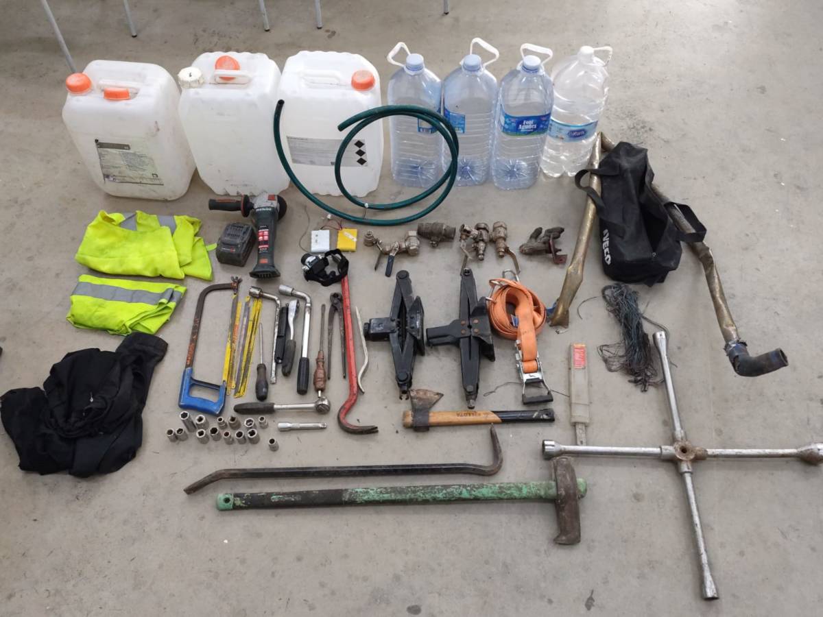 Enxampen tres homes quan intentaven robar en un polígon industrial del Pla d'Urgell