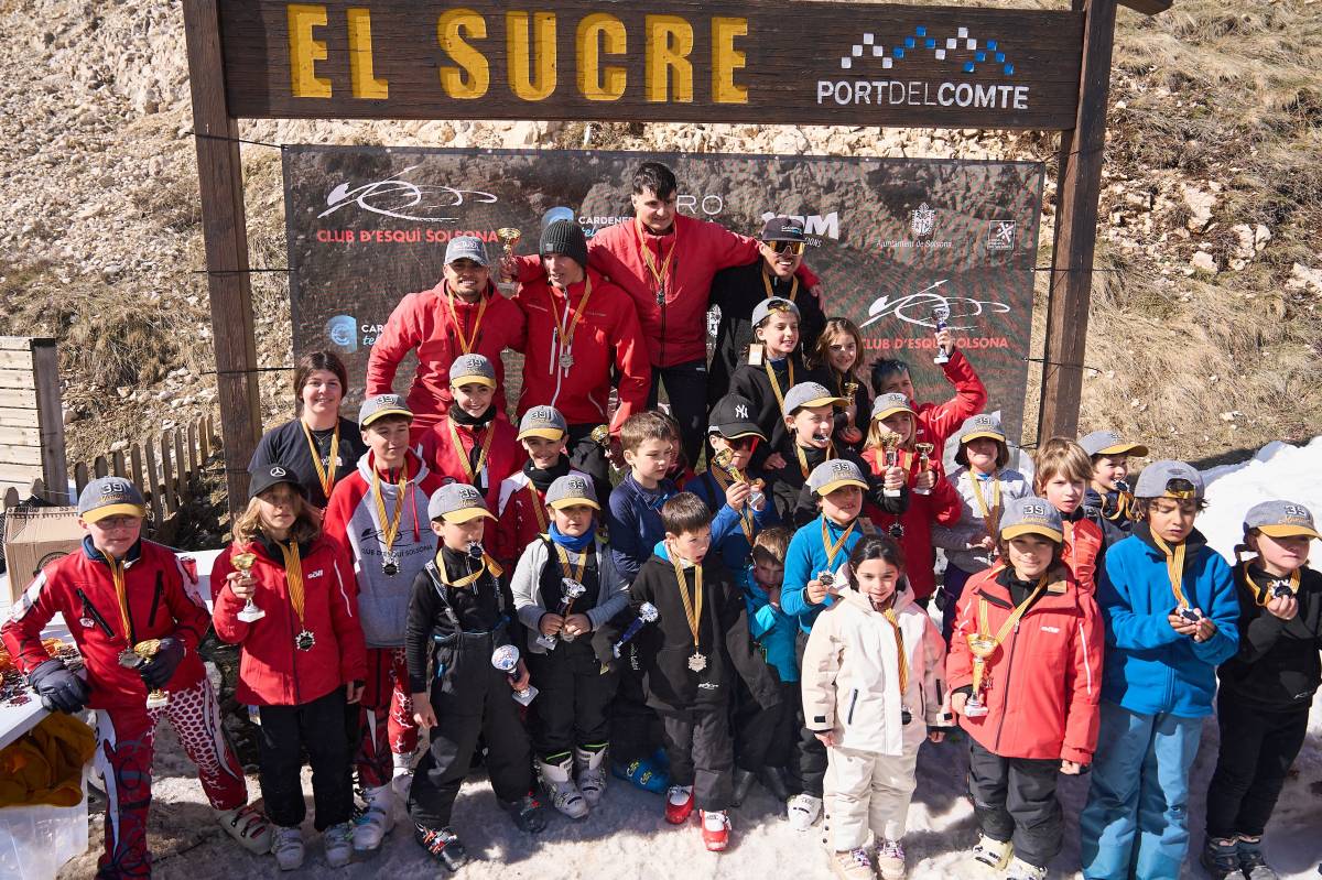 El Club d’Esquí Solsona celebra la tradicional Cursa Social en una jornada festiva