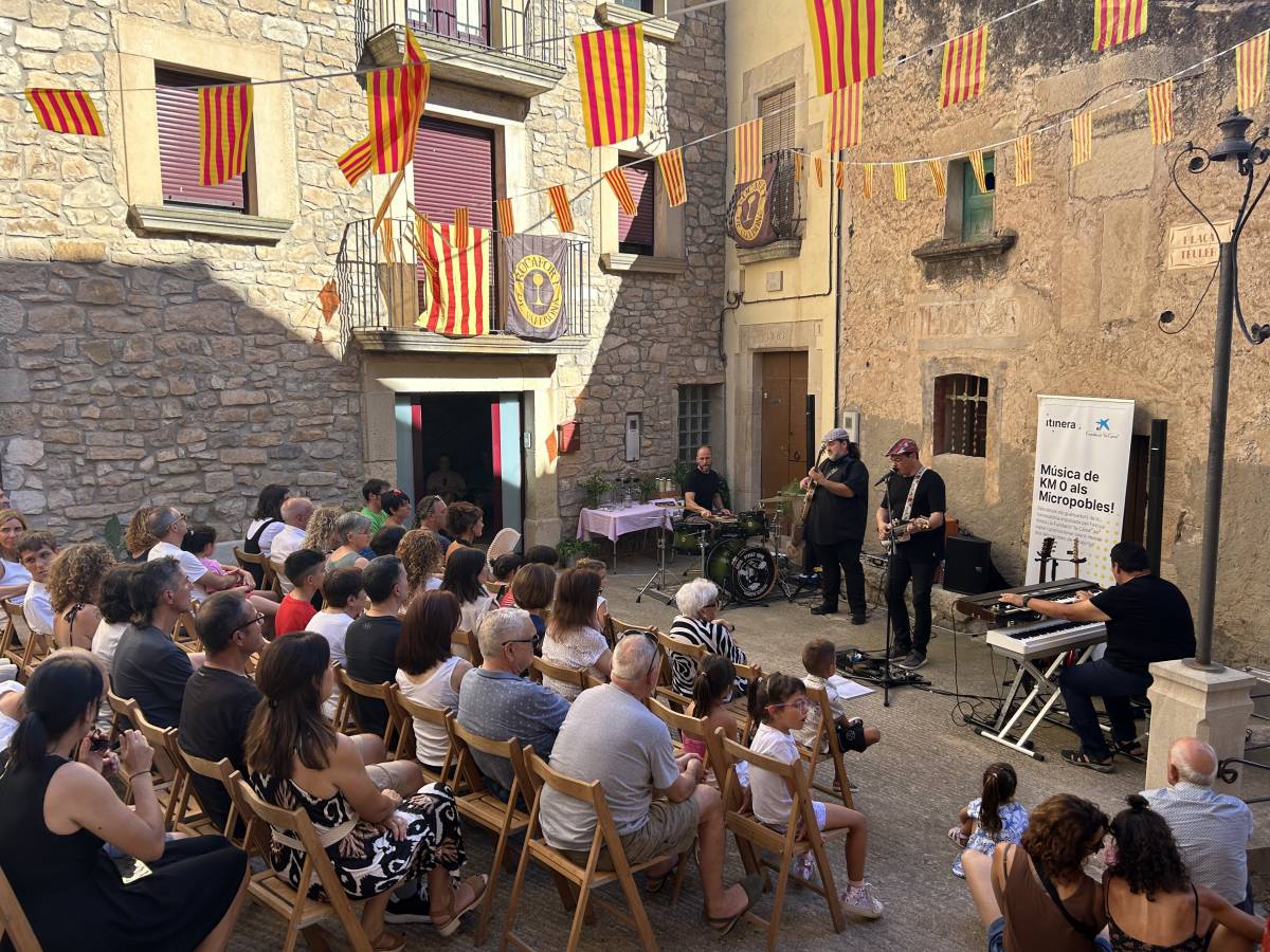 Vint mil espectadors als micropobles: el festival Itinera rescata «els músics oblidats»