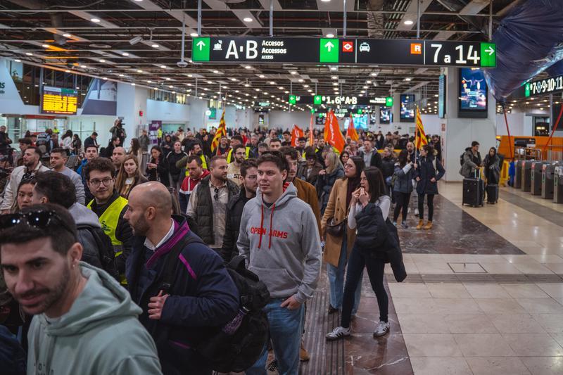 Rodalies encara supera l'Iran com a principal problema per a l'economia catalana