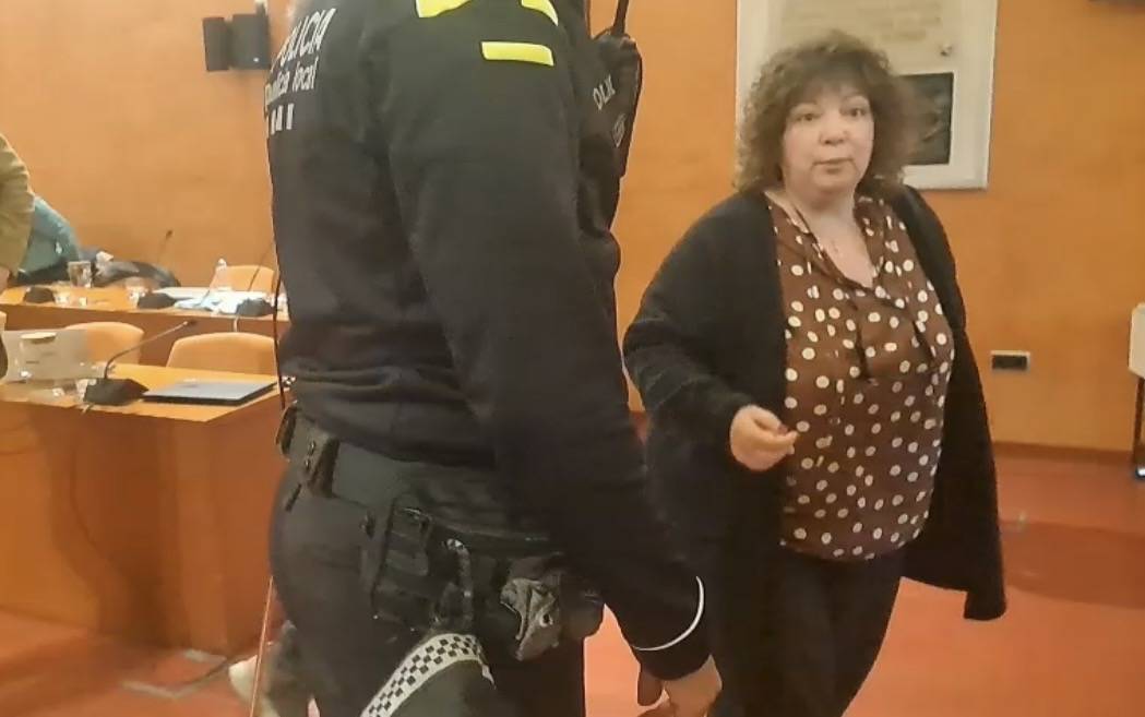 Expulsen la regidora de Vox del ple de Manresa
