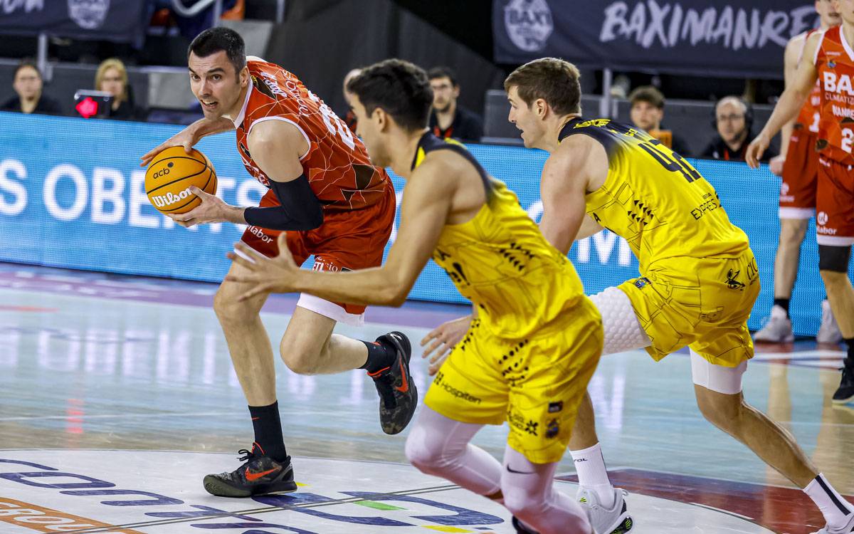 Pierre Oriola renova dues temporades amb el Baxi Manresa