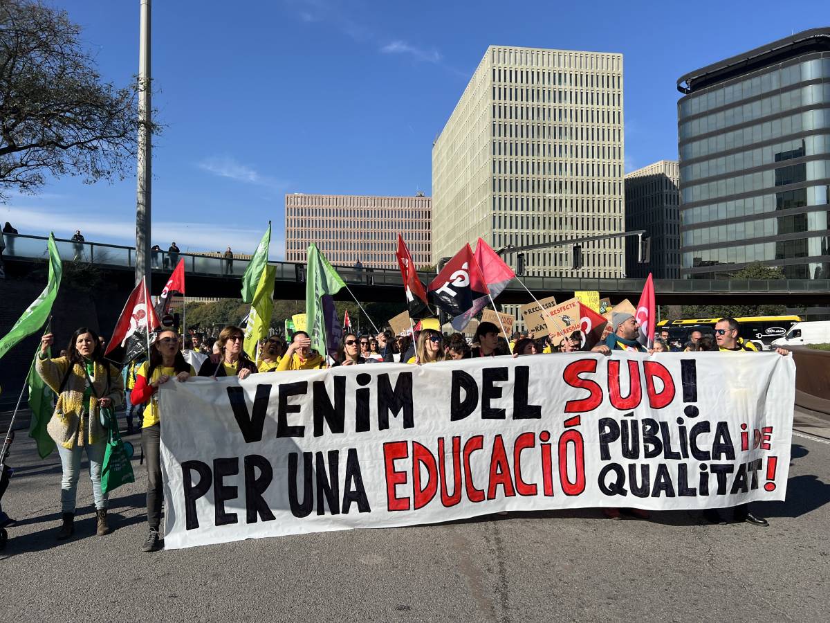 La vaga general de mestres i professors a Barcelona, en imatges