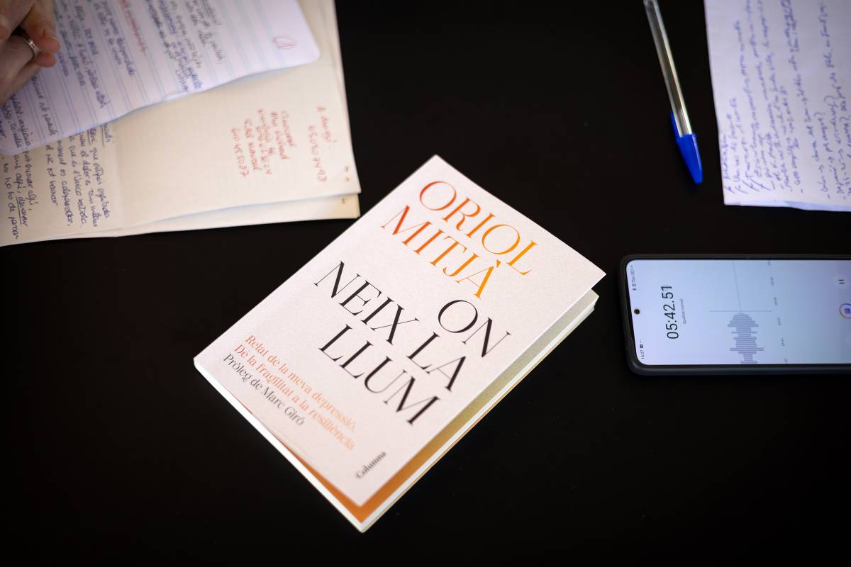 On neix la llum, el darrer llibre de Oriol Mitjà - Hugo Fernández