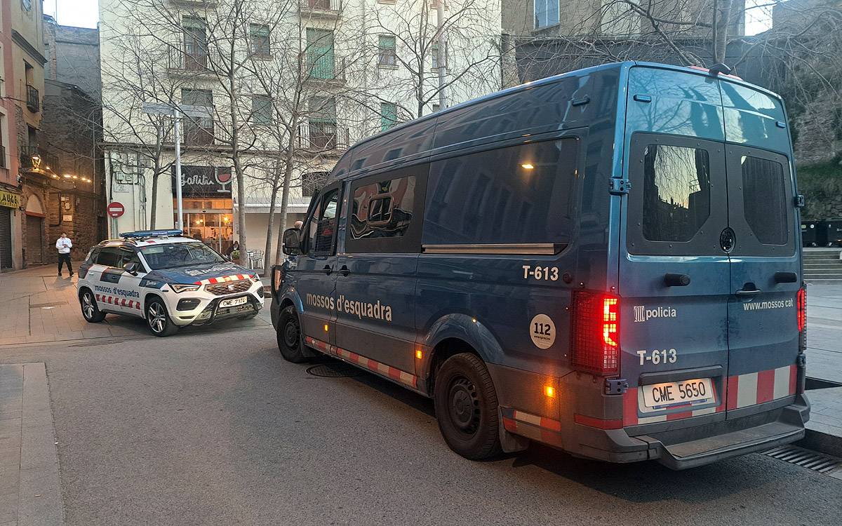 Els Mossos reactiven el pla Kanpai al Centre Històric de Manresa