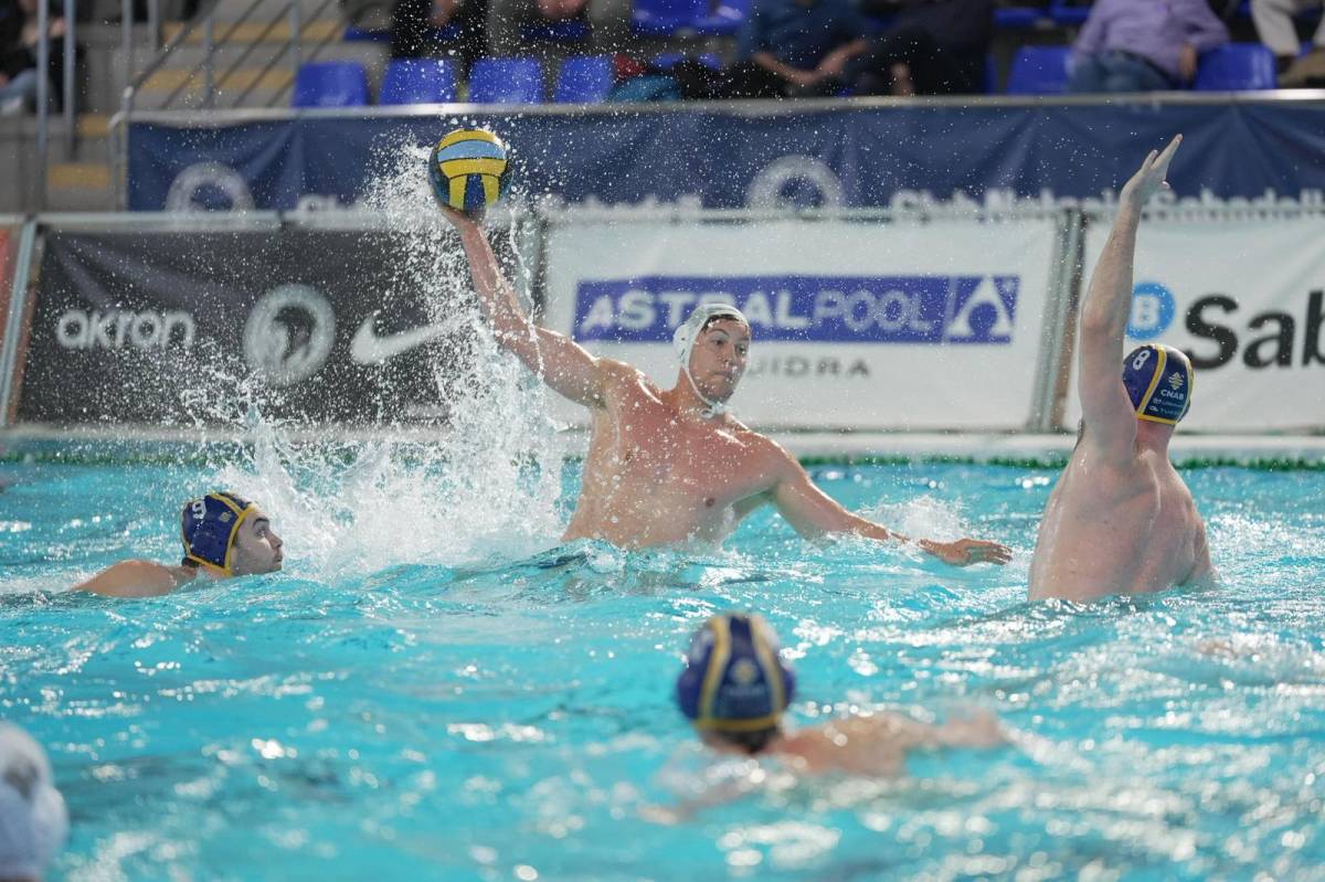 El CN Sabadell torna a caure davant de l'Atlètic Barceloneta i perd el primer lloc de la lliga