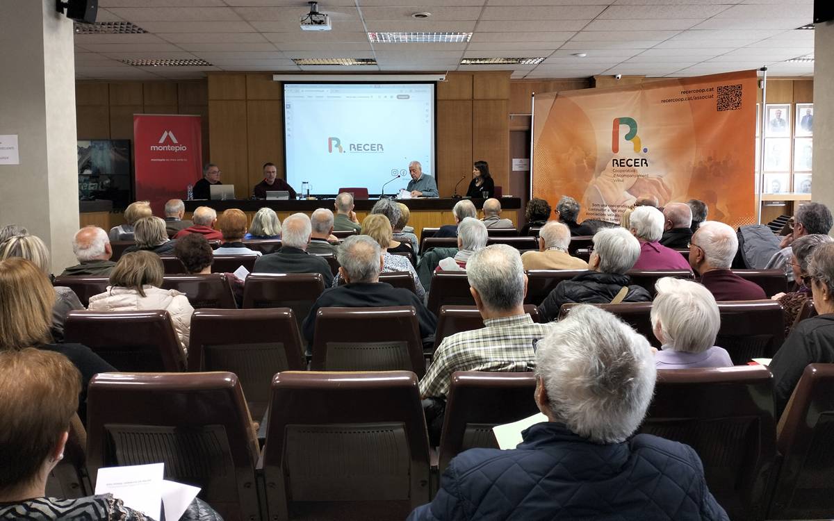 La cooperativa Recer consolida el projecte amb una assemblea amb més de cent socis