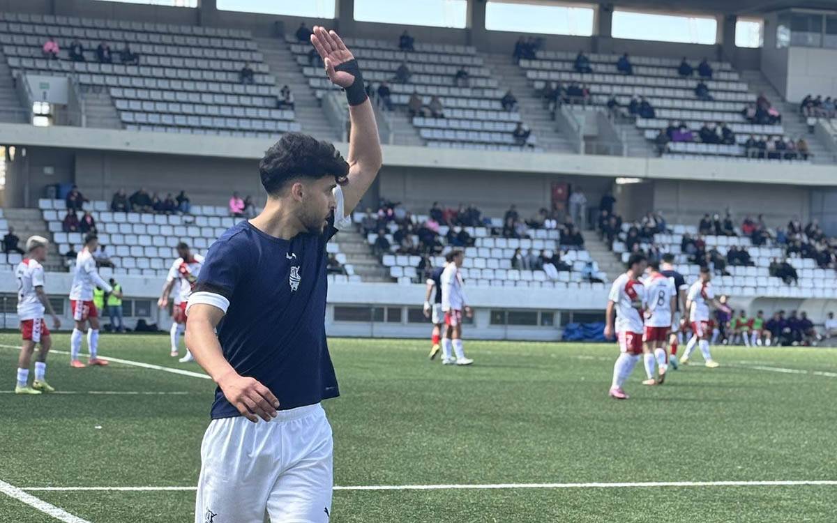 El CE Manresa empata a l'Hospitalet i manté el lideratge, però amb menys marge