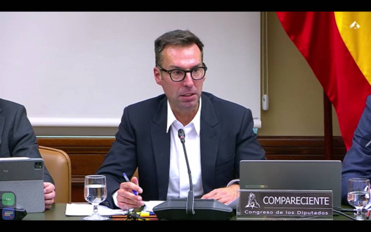 Raül Viladrich adverteix del «col·lapse» per la manca d'examinadors i xifra en 85.645 els alumnes pendents d'examen