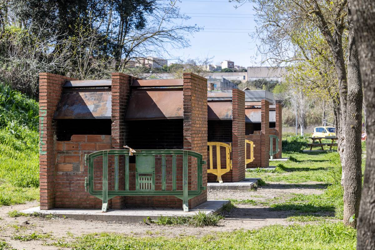 Les barbacoes de Can Puiggener continuen sense data d’obertura