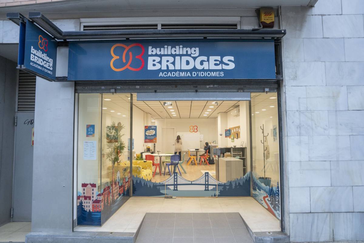 Building Bridges - ALBERTO TALLÓN