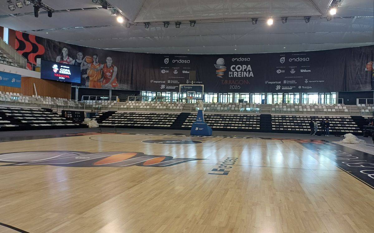 Tarragona completa el Palau d'Esports amb les noves graderies vuit anys després de la seva inauguració