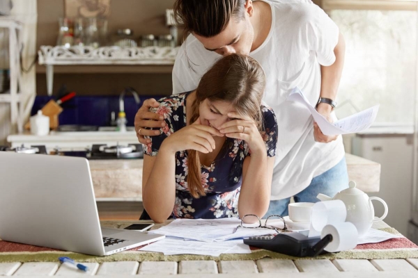 Alternatives al pagament immediat per cobrir urgències econòmiques a la llar