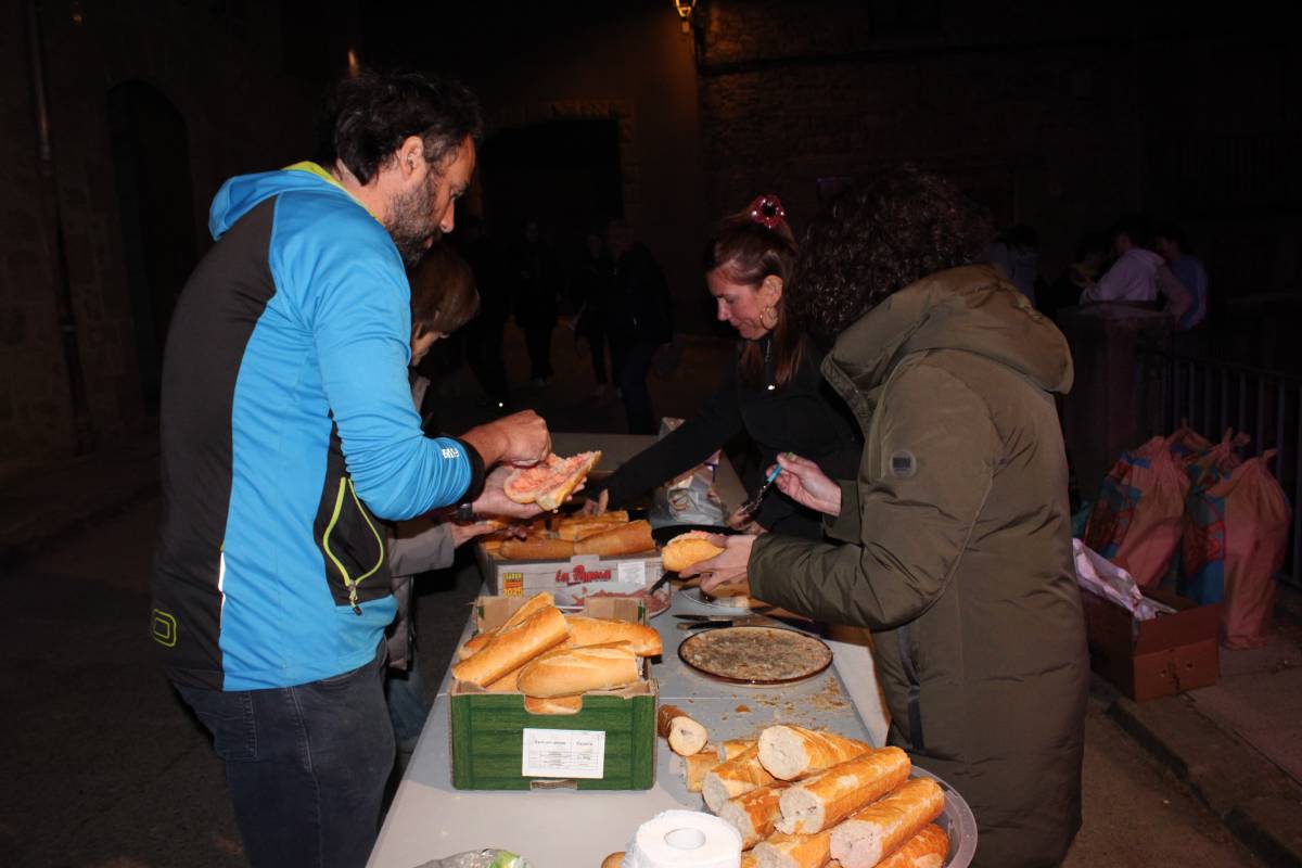 Preparant el sopar a la Fura - Ramon Estany 