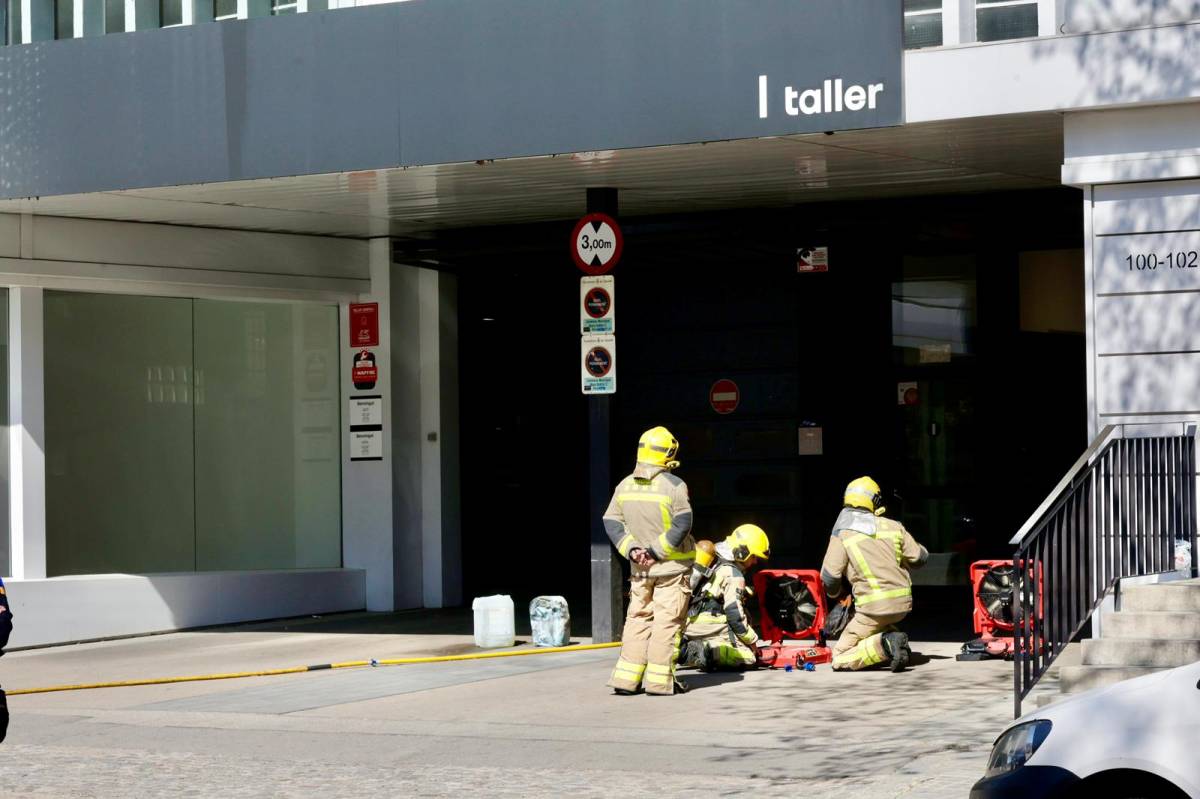 Incendi en un taller de Sabadell