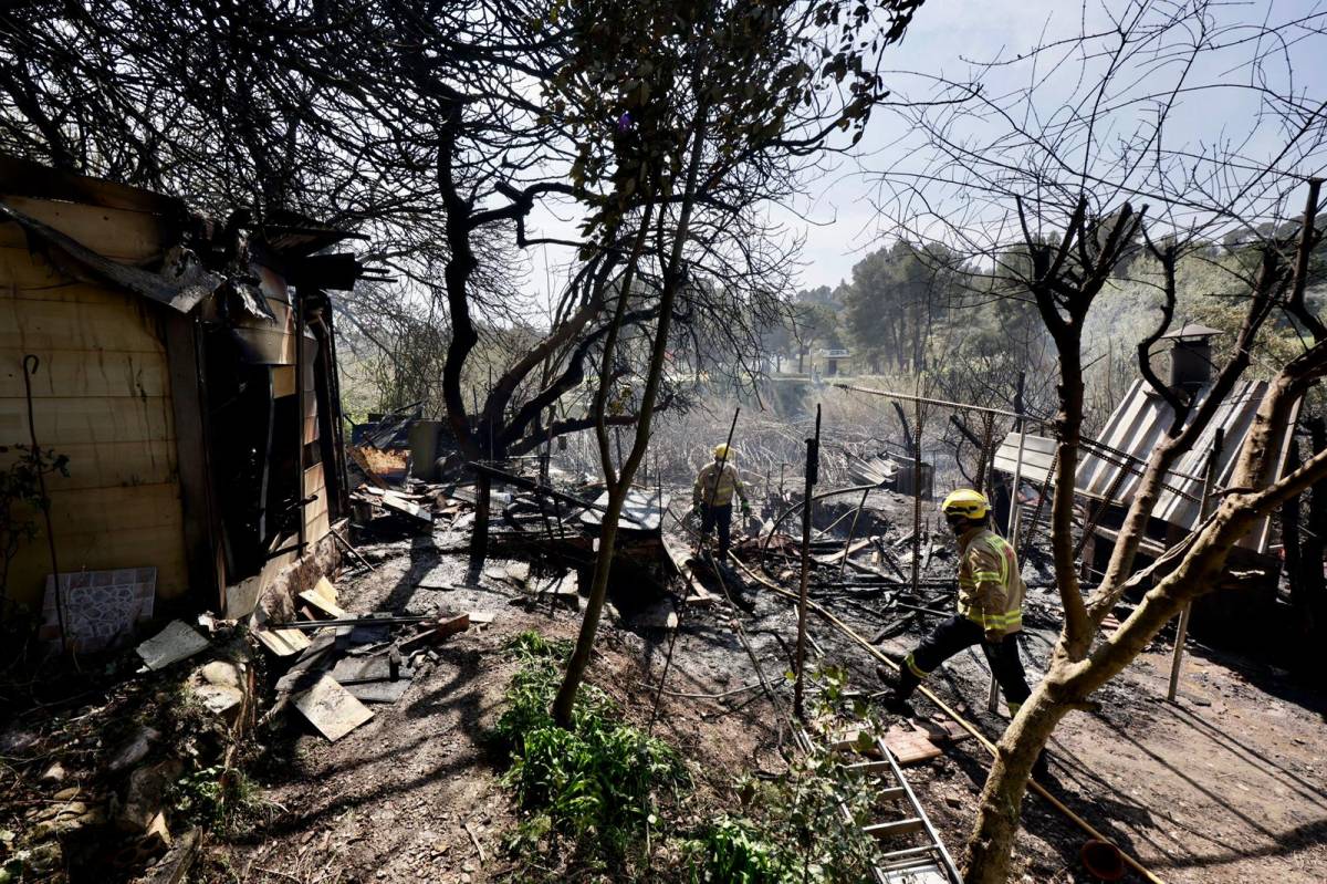 Incendi forestal a Castellar del Vallès