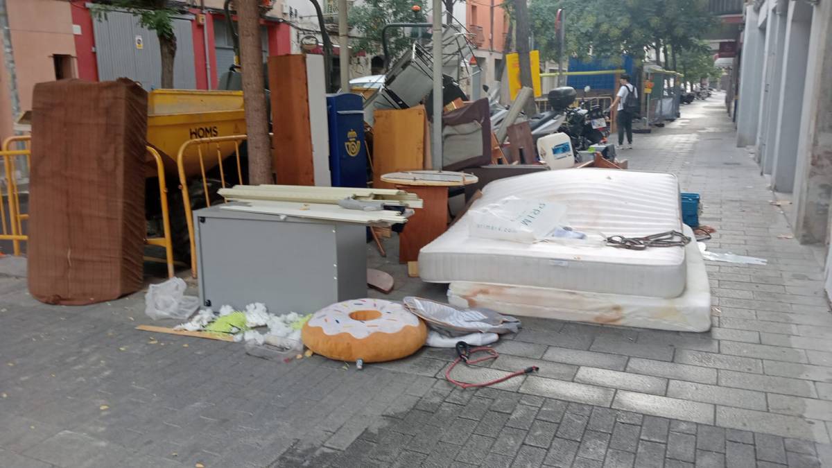 La neteja dels carrers, entre cella i cella: 