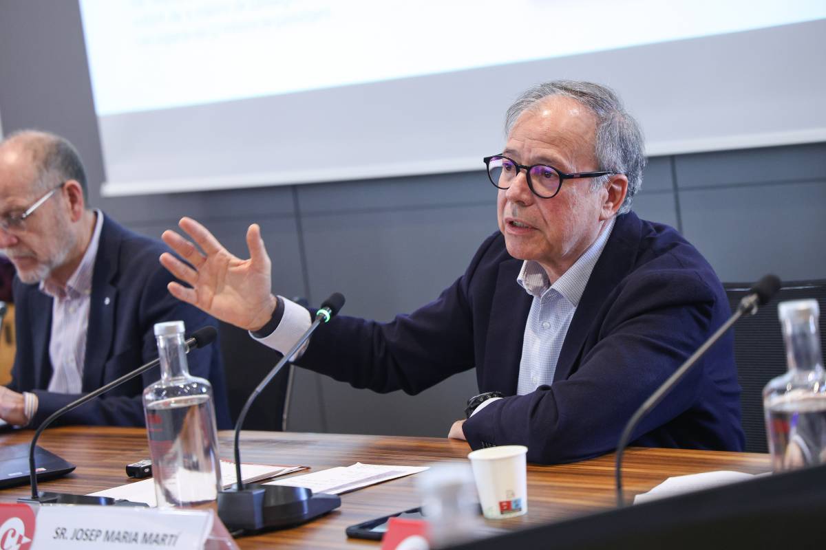 Una mobilitat sostenible, però mantenint el pes de la indústria automobilística: 